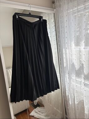 J Crew Black Pleated Midi Skirt